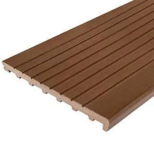 Ступень из ДПК Latitudo Step-320 Полнотелая Каштан от производителя  Latitudo по цене 2 974 р