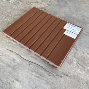 Ступень из ДПК Latitudo Step-320 Полнотелая Каштан от производителя  Latitudo по цене 2 916 р